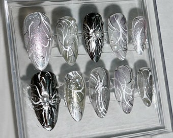 Silver Floral Press On Nails | Y2K Pearl Nail Charms | HC179T