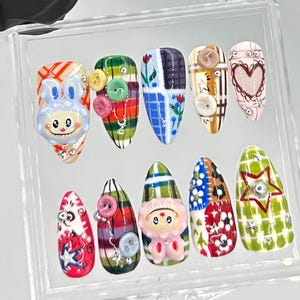 Labubu Patchwork 3D Short Press On Nails | Unique Kawaii Fake Nails | Colorful 3D Nail Art | Hand-Painted Labubu False Nails | HB707YC