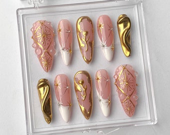 Luxury Gold Swirl Press On Nails | Elegant Gold-Infused Nail Art | Modern Pink Press On Nails with Gold Detailing On Fake Nails | HD290T