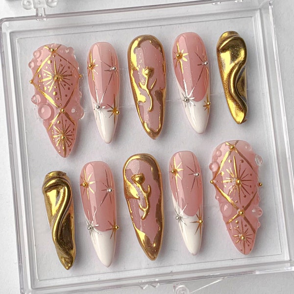 Luxury Gold Swirl Press On Nails | Elegant Gold-Infused Nail Art | Modern Pink Press On Nails with Gold Detailing On Fake Nails | HD290T