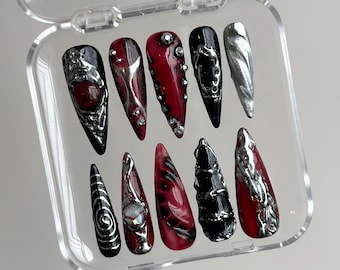 Handbemalte Freestyle Press On Nägel | Silber Metallic Kristall Lange Stiletto | Benutzerdefinierte Chrome Gefälschte Nägel | Y2K, Goth, Gothic Nägel |