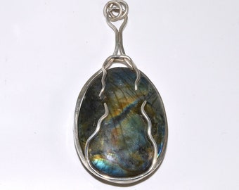 Handmade Labradorite and Sterling Silver Pendant