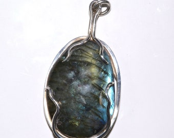 Handmade Labradorite and Sterling Silver Pendant