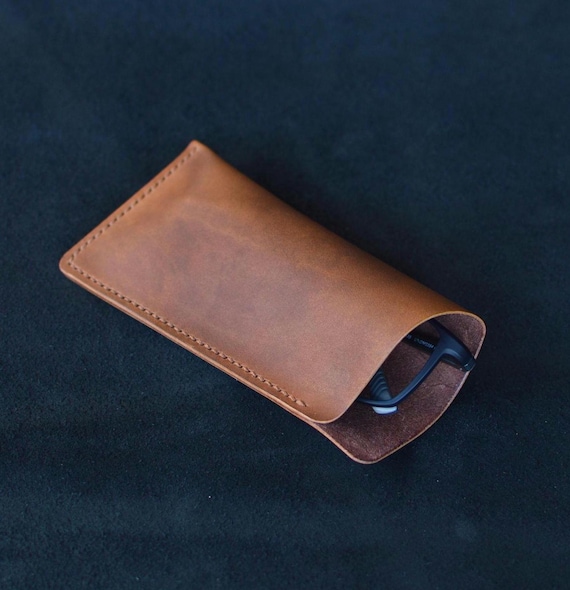 Handstitched Leather Glasses Case, Free personalization, Sunglasses Pouch,  Best gift