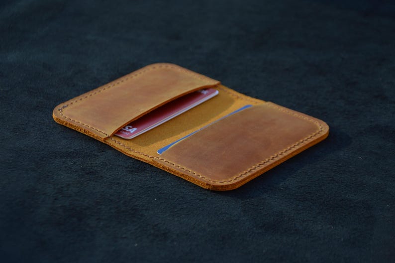 Coolhorse Leather Bifold Rounded Basket Stamp Money Clip Wallet