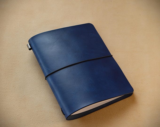 Handmade Leather Traveler's Notebook Cover: Refillable Midori Style