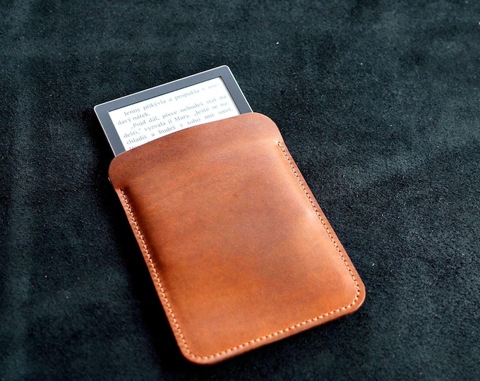 Hand Stitched Leather E-reader Case, Personalized Kindle/Kobo Cover