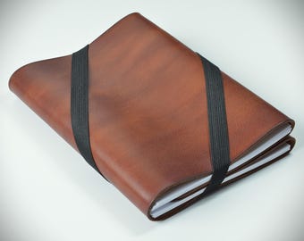 Organizer Everbook in pelle A4 A5 B6 A6, chiusura elastica diagonale, accessorio professionale e funzionale.