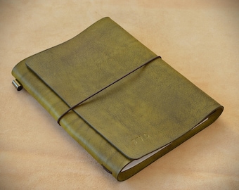 Handcrafted trifold traveler&#39;s journal in green leather, ideal for Midori style refillable inserts. Personalize as a perfect birthday gift.