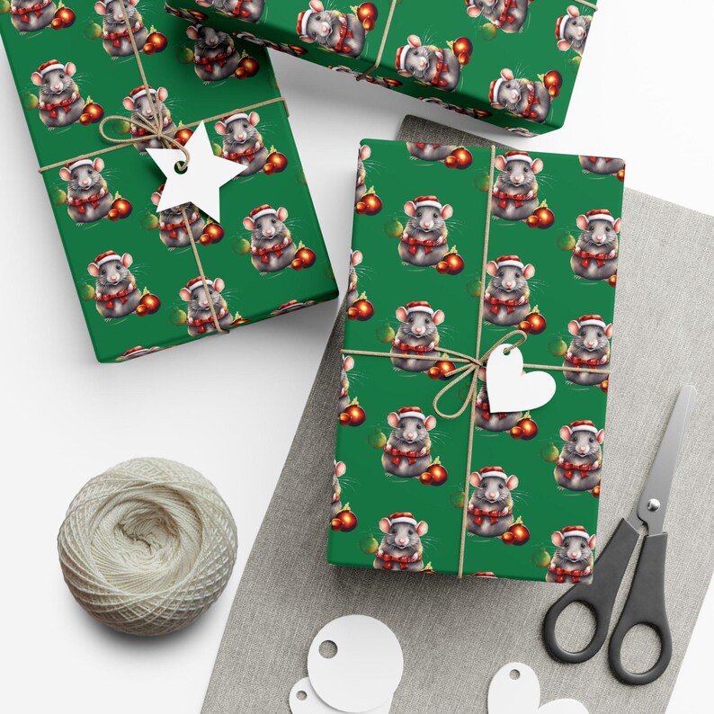Rat Waping Rat Christmas Wrapping Paper, Holiday Gift Wrap, Cute Rodent Xmas ...