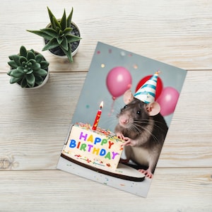 Wünschen Sie Ihrem Ratty Friend alles Gute zum Geburtstag--Eine entzückende Ratte Geburtstagskarte mit Kuchen BY Ratatatat Designs