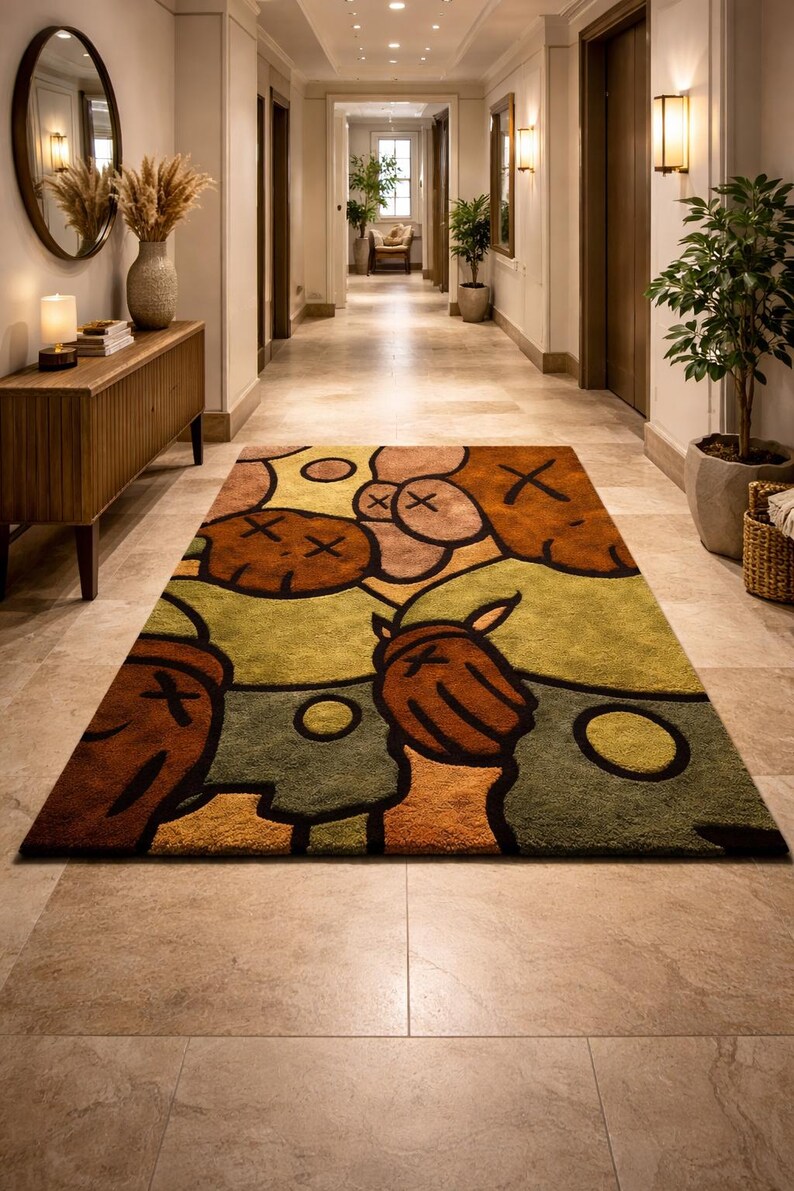 Novidade para você: Tapete Kaws Style com estampa abstrata em blocos de cores, feito de lã, nos tamanhos 2,13 x 3,05 m e 2,74 x 3,66 m. Tapete de luxo tufado à mão com arte moderna | Decoração marcante para sua casa. imagem 7