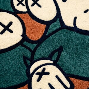 KAWS Inspirierter Abstrakter Handgetufteter Teppich Moderner Pop-Art-Teppich, Luxus-Designer-Statementteppich, ästhetischer Bodendekor Bild 7