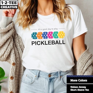 Es ist ein guter Tag, um Pickleball T-Shirts, Retro Vintage Pickleball Liebhaber, Pickleball Spieler Geschenk, Pickle Ball T-Shirt, Pickleball T-Shirt zu spielen.