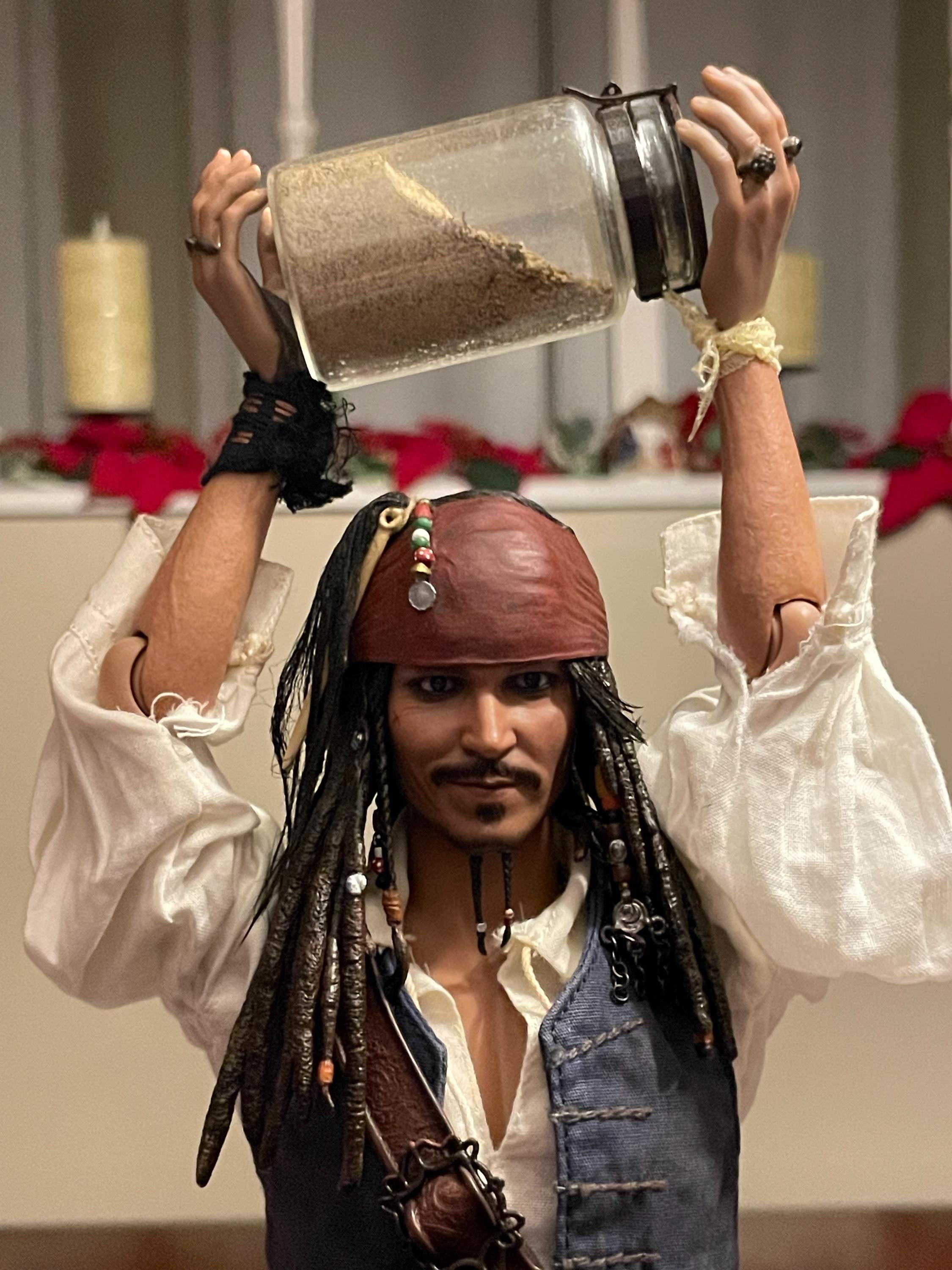 Pirates Toys Legends - Jack Sparrow 1⁄6 com: batch of SPARROW JACK