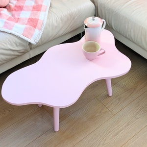 Wiggle coffee table