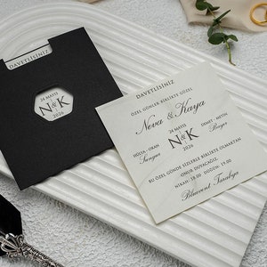 Marble Patterned White Modern Wedding Invitation Card and Black Sleeve, Minimal Invite, Printed