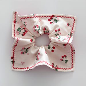 Strawberry Oversized Square Gingham Scrunchie French Lace Frill Pleated Scrunchies Double Layer Hair Accessories