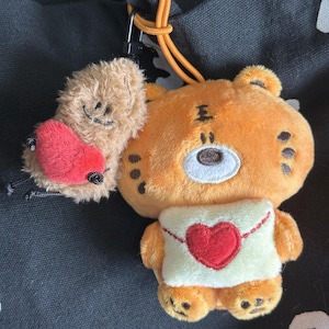 Fickle Plan | Mini Peanut With Red Heart Bag Charm | Cute Tiger Key Charm, Lovely  Peanut Toy | Cute Decompression Toy