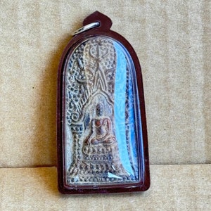 Protection Thai buddha Phra Khun Phaen Thai Amulet Talisman comes with Velvet gift bag, string necklace image 1