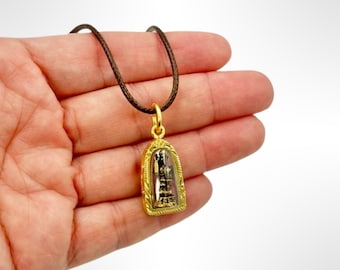 Calling money lady (Nang Kwak) Lucky amulet with Necklace gift bag and prayer Guide