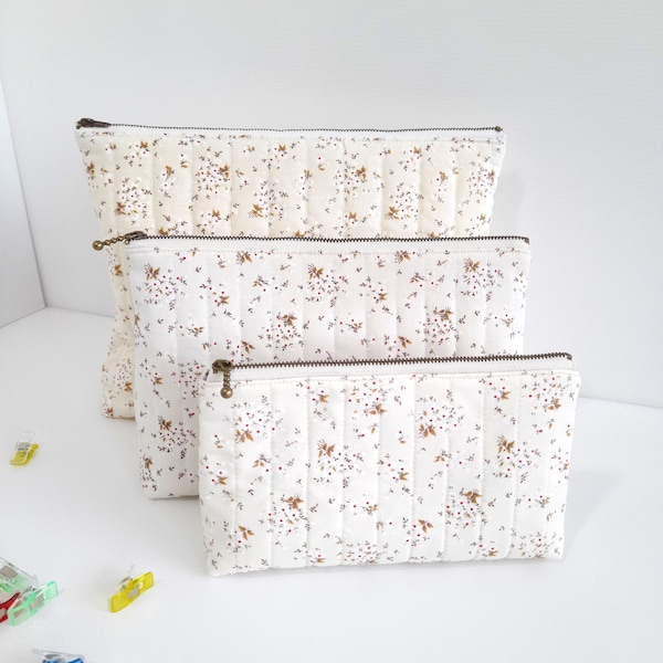 Lot de 3 modèles de couture PDF (lundi) Pochette cadeau pour femme Tutoriel matelassé avec fermeture à glissière Vous cherchez un modèle de maquillage cosmétique