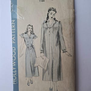 1940s Nightgown Sewing Pattern, Hollywood 1189 Long Nightdress, V Neck Nightdress Nightie, 40s Loose or Belted Nightgown, Bust 42&#39;&#39;