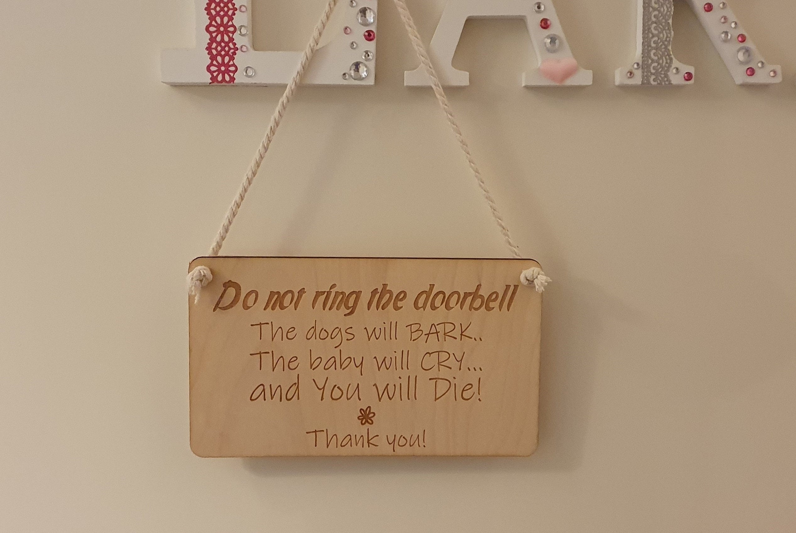 Niet aanbellen Deurbord van Craftygiftsplace