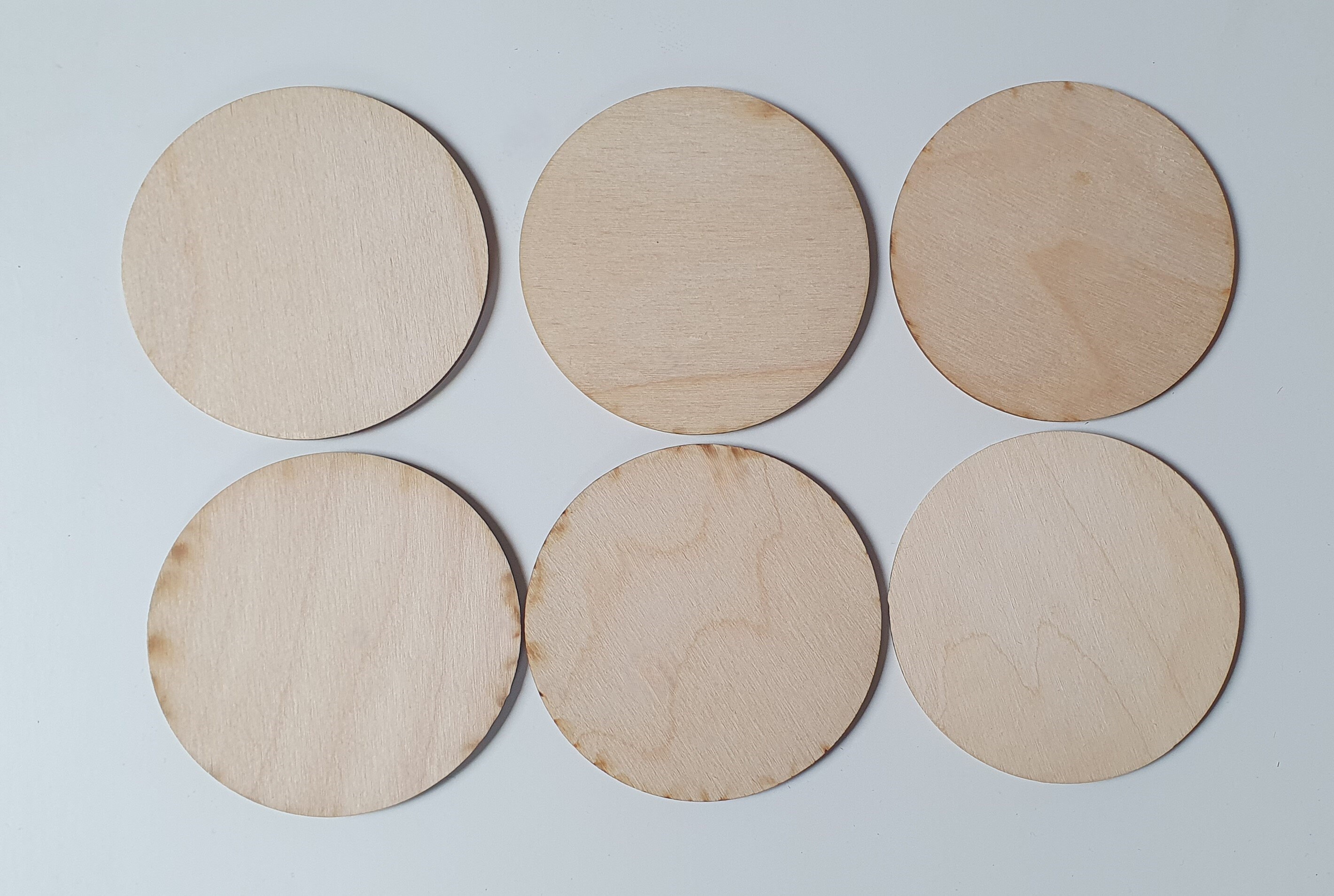 Birch wood circle blanks ready for painting or crafts