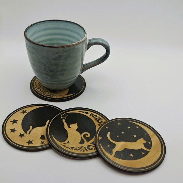 Kat en maan houten onderzetters van Craftygiftsplace