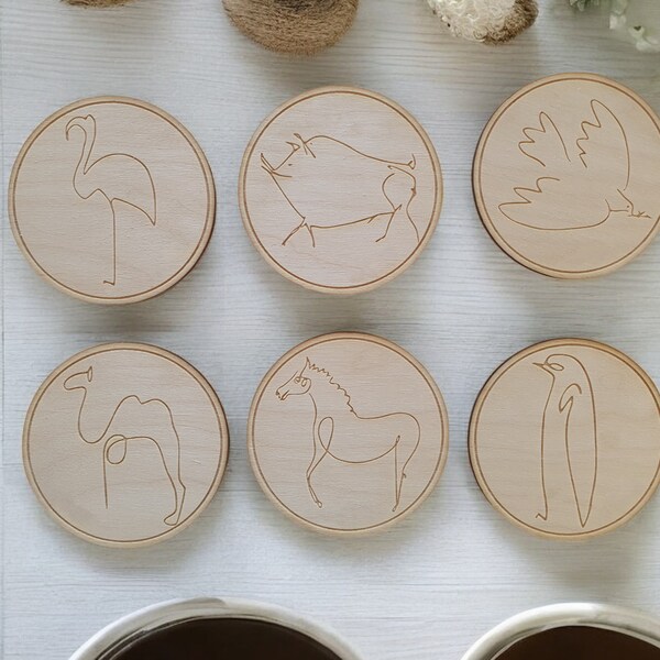 Picasso Animal Line Art Porta-copos de madeira da Craftygiftsplace