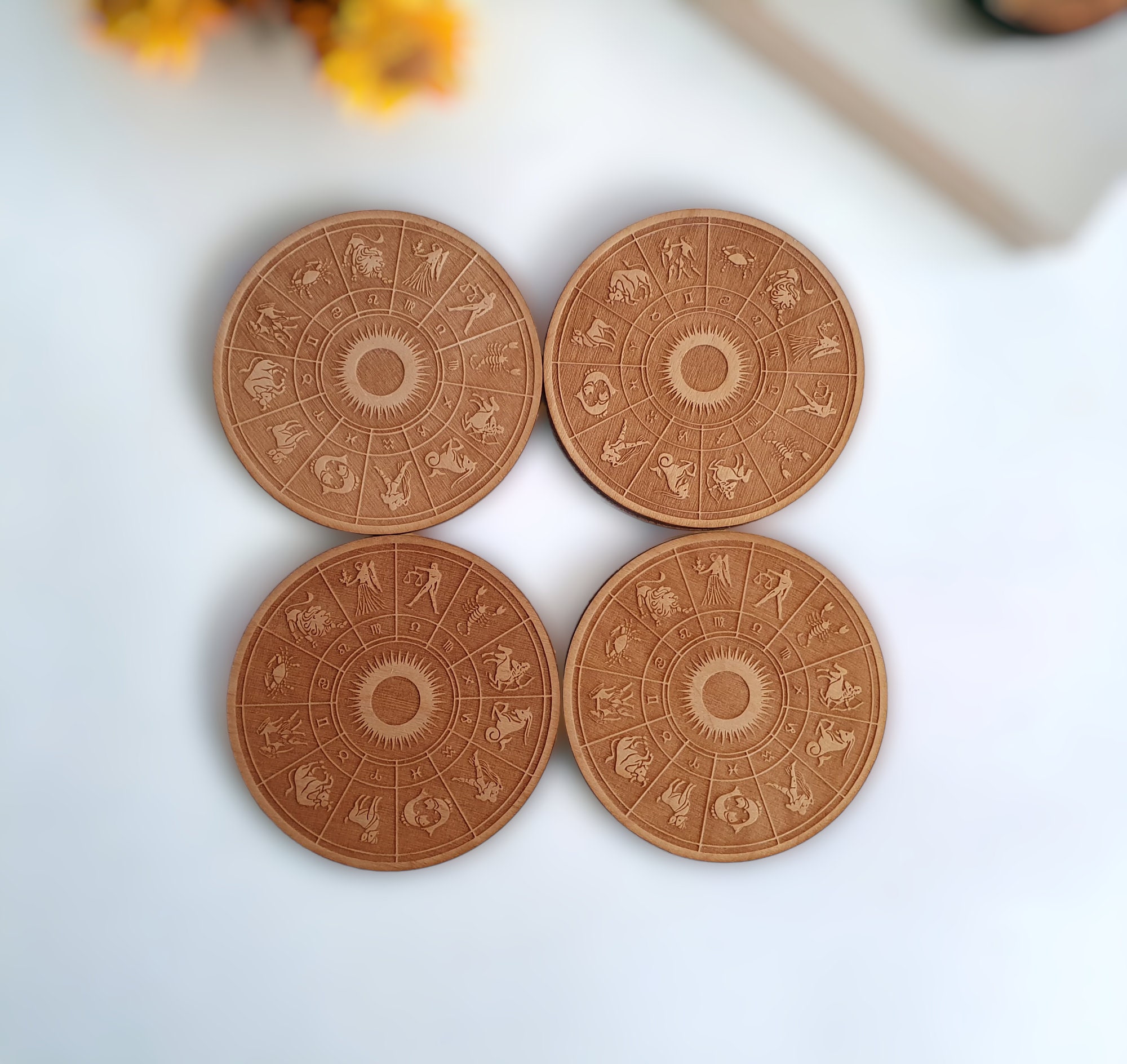Zodiac houten onderzetters van Craftygiftsplace
