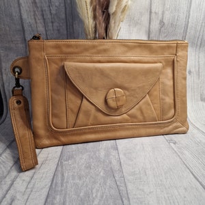 Light tan clutch bag cheap