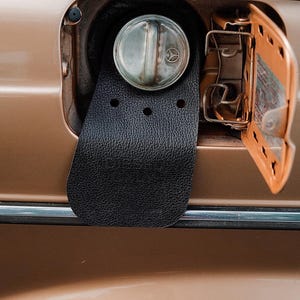 W123 W126 Fuel Bib Genuine Leather - Updated Design