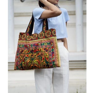 Hmong Embroidered Crossbody Bag  Zipper, Hmong Embroidered Bag, Native Bag, Hmong Bag, Decor Bag