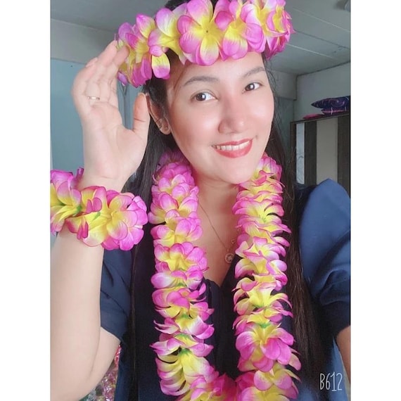 Hawaiian Lei Set 4pcs | Tropical Flower Crown, Necklace  display picture 3