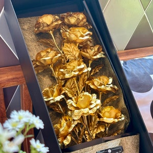24K Gold Rose Bouquet: Eternal Symbol of Love