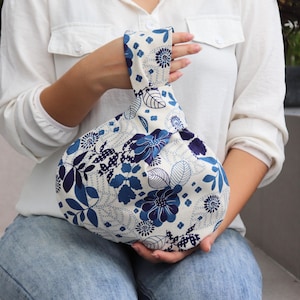 Handgemachte Japanische Knotentasche - Nachhaltige Dumpling Tasche, Vegane Kosmetiktasche, wiederverwendbare Reisetasche, Abendtasche mit Henkel, Brauttasche