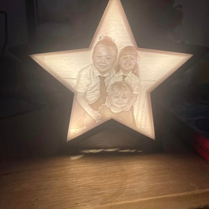 Personalisierte 3D gedruckte Star Lamp Tischlampe USB Powered Jedes Bild Ideal Geschenkidee Home Decor