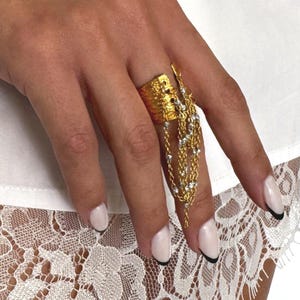 Bague multi-chaînes texturée épaisse et dorée tendance : Réglable en plaqué or 24 carats, taille 6,5 - 8,5 US