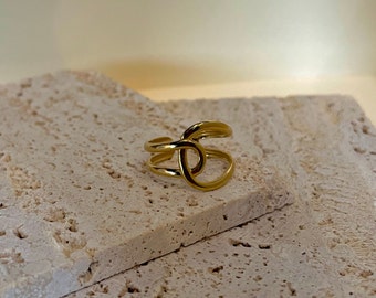 Bague Lina | bague en acier inoxydable doré |bague ajustable | bijou inoxydable | bague tendance