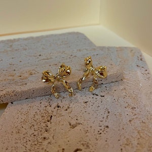 Maya earrings | gold stainless steel earrings | trendy earrings