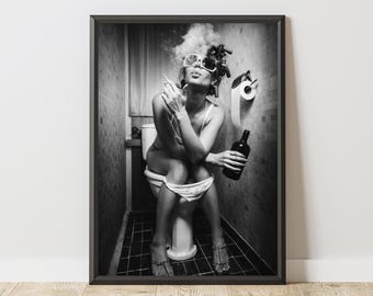 Black and White Bathroom Poster, Edgy Woman Wall Art, Vintage Glam Print, Moody Aesthetic Decor, Bold Fashion Photography