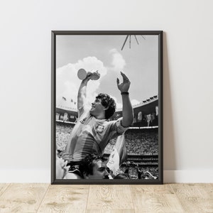Póster de fútbol, impresión de fútbol, arte de pared de fútbol, decoración de pared de fútbol, decoración de hogar de fútbol, arte de pared de fútbol vintage, leyenda del fútbol