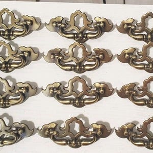 VINTAGE Bat Wing Drop Bail Handles Drawer Pulls Lot Of 12