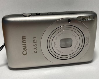 Canon IXUS 130 digital camera PowerShot SD1400 IS Digital Elph - very good condition - silver
