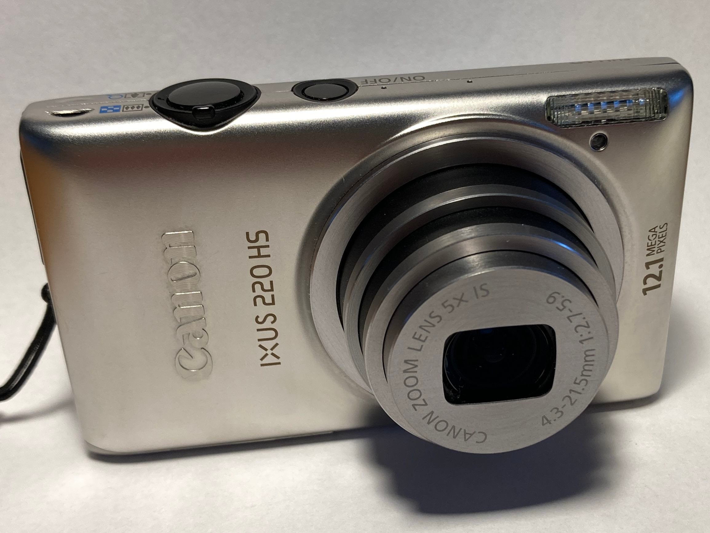 Canon IXUS 220 HS Digital Camera, Powershot 300 HS, Elph 220HS 