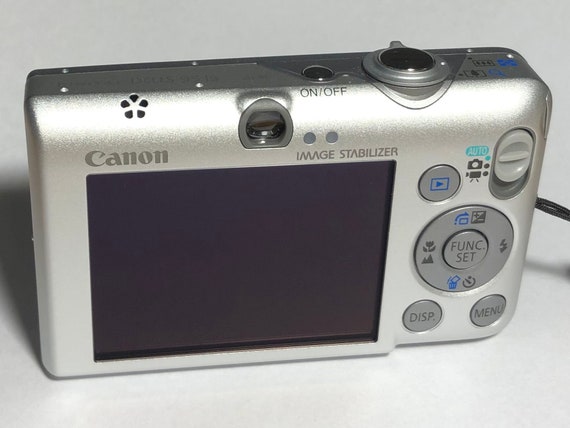Canon IXUS 95 IS Digital Camera - Powershot SD790 IS Elph 95IS