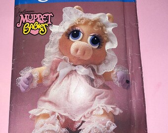 Modello VOGUE Miss Piggy Muppet Babies Baby Piggy e vestiti NON TAGLIATI