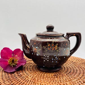 Teiera giapponese vintage Moriage / Ceramica rossa marrone con fiori smaltati in rilievo / Dettagli dorati / Giappone dipinta a mano